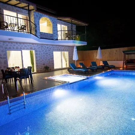 Lizza With Jacuzzi And Private Pool * Bezirgan