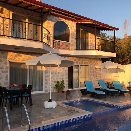 Lizza With Jacuzzi And Private Pool Vilă Bezirgan