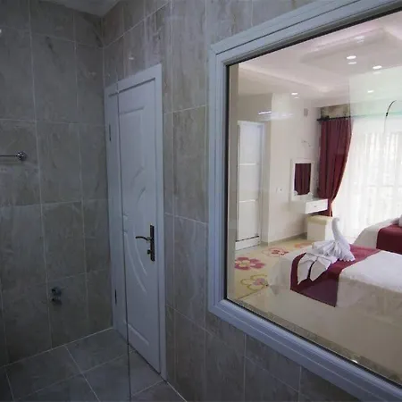 Lizza With Jacuzzi And Private Pool Villa